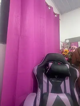 perlita05 online show from 01-14-26, 02:37