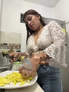 perlita05 online show from 03-22-25, 02:48