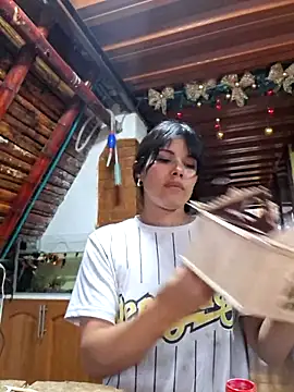 amazonafit  online show from 03-11-26, 08:47