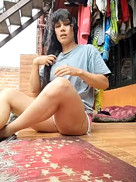 amazonafit  online show from 11-25-25, 07:36