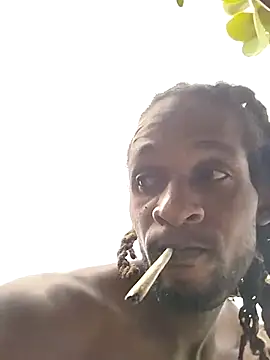 Snapshot of gwadaa9 chatting on 11-13-25, 08:13 gwadaa9 online show from 11-13-25, 08:13