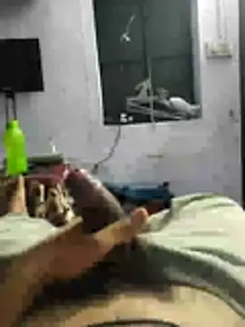Snapshot of youngbull_21delhi chatting on 06-06-26, 06:51 youngbull 21delhi online show from 06-06-26, 06:51