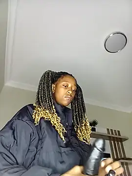 02Boitybaby online show from 12-05-24, 08:38