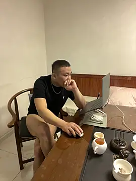 Snapshot of ShaoZian_1 chatting on 02-24-26, 01:01 ShaoZian 1 online show from 02-24-26, 01:01