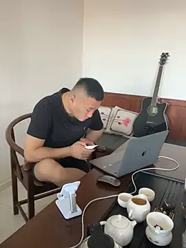 Snapshot of ShaoZian_1 chatting on 11-03-25, 06:29 ShaoZian 1 online show from 11-03-25, 06:29