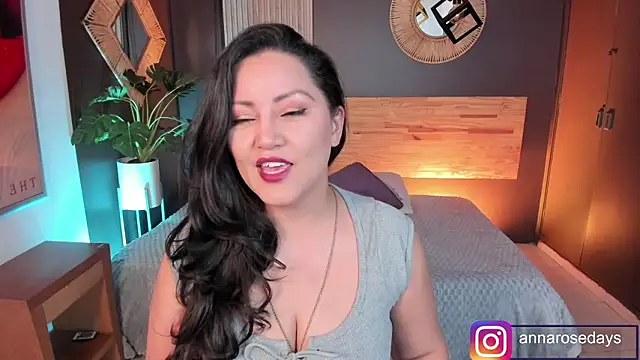 Annaa rosee online show from 04-22-26, 03:35