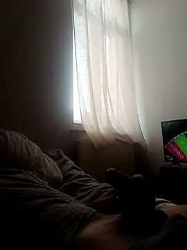 Kondziusk online show from 09-26-25, 02:24