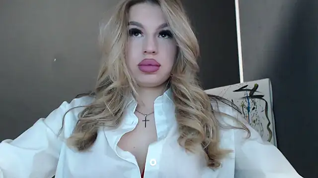 Snapshot of Your_Jessy chatting on 05-24-26, 11:43 Your Jessy online show from 05-24-26, 11:43