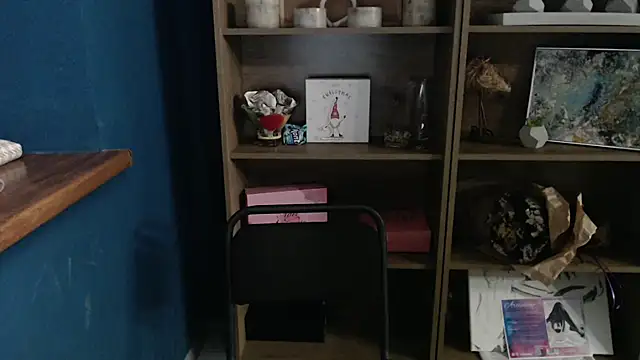 Your Jessy online show from 03-18-25, 01:44