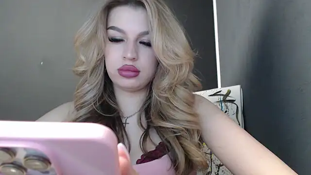 Snapshot of Your_Jessy chatting on 05-29-26, 01:39 Your Jessy online show from 05-29-26, 01:39