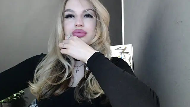Snapshot of Your_Jessy chatting on 05-16-26, 12:37 Your Jessy online show from 05-16-26, 12:37