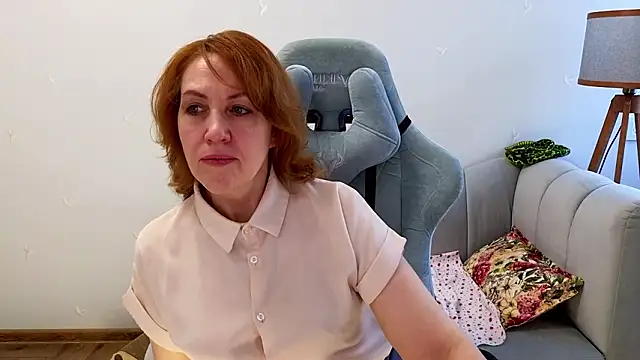 Ava Gardner  online show from 03-25-26, 06:13