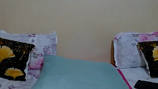 DiamondLuv29 online show from 01-10-26, 03:29