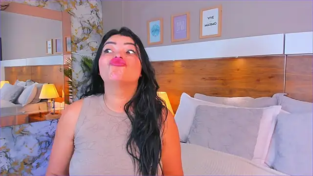 EmaBakker online show from 01-18-26, 11:24