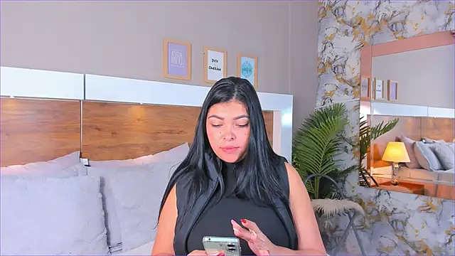 EmaBakker online show from 11-06-25, 12:20