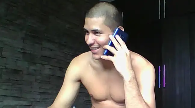 Snapshot of Sexylatin64 chatting on 03-04-25, 02:32 Sexylatin64 online show from 03-04-25, 02:32