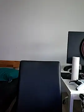 Milas Dreams online show from 09-22-25, 06:41