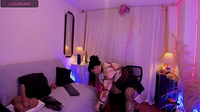 Venus R0se online show from 03-31-26, 08:16