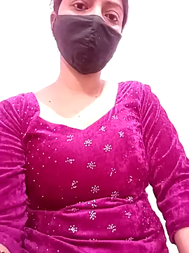 Mahi Baby25 online show from 12-20-25, 04:04