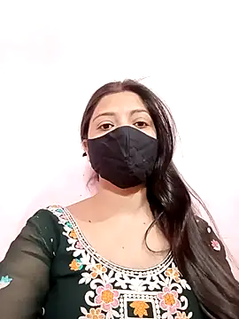 Snapshot of Mahi_Baby25 chatting on 03-12-26, 04:40 Mahi Baby25 online show from 03-12-26, 04:40