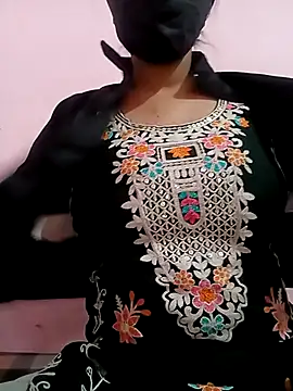 Mahi Baby25 online show from 12-18-25, 04:28