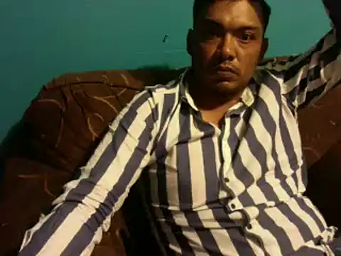 Snapshot of TUMORENO1 chatting on 03-12-25, 05:35 TUMORENO1 online show from 03-12-25, 05:35