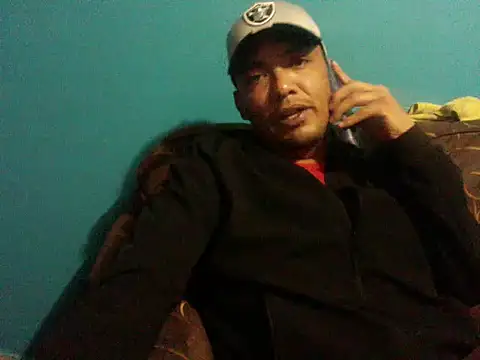 Snapshot of TUMORENO1 chatting on 02-05-25, 12:31 TUMORENO1 online show from 02-05-25, 12:31