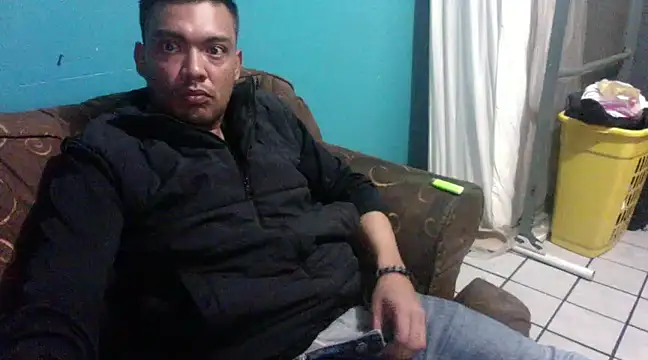Snapshot of TUMORENO1 chatting on 01-16-25, 12:23 TUMORENO1 online show from 01-16-25, 12:23