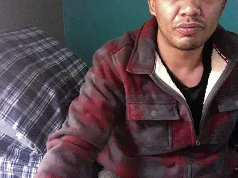 Snapshot of TUMORENO1 chatting on 10-17-25, 05:59 TUMORENO1 online show from 10-17-25, 05:59