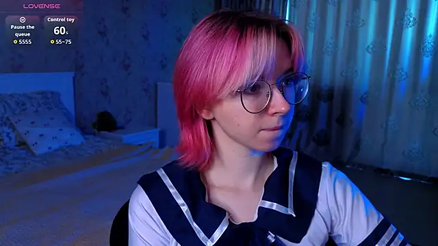 Snapshot of Nora_Failure chatting on 10-17-25, 03:10 Nora Failure online show from 10-17-25, 03:10