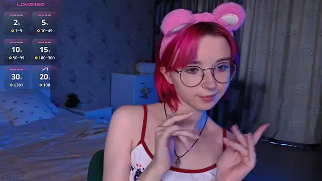 Snapshot of Nora_Failure chatting on 09-10-25, 09:08 Nora Failure online show from 09-10-25, 09:08