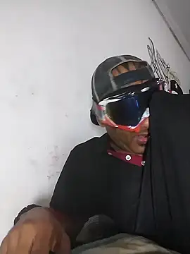 Daretodeviate online show from 10-18-25, 03:14