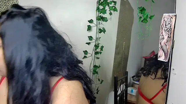 GoddessLorenaTheeSiren online show from 10-20-25, 07:09