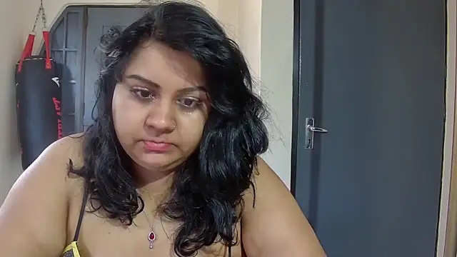 GoddessLorenaTheeSiren online show from 03-19-25, 09:17