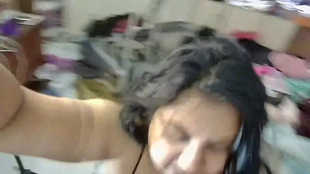 GoddessLorenaTheeSiren online show from 10-31-25, 12:46