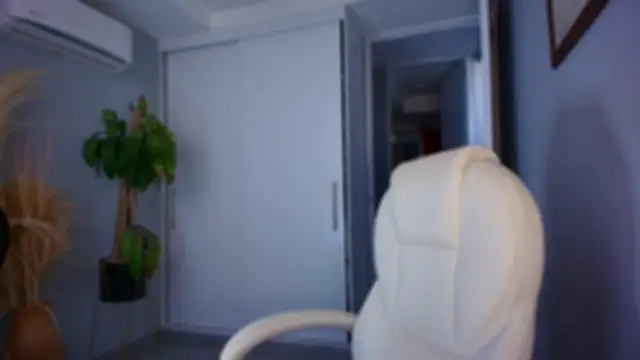 Snapshot of auroracaruso11 chatting on 09-21-25, 09:31 auroracaruso11 online show from 09-21-25, 09:31