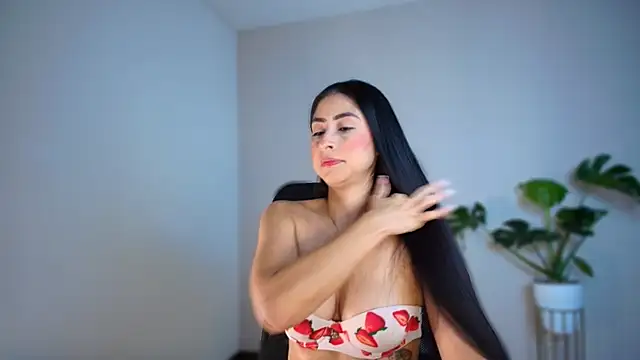 auroracaruso11 online show from 02-06-26, 12:12