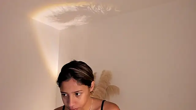 Snapshot of amelie_murphy_ chatting on 09-18-25, 01:58 amelie murphy online show from 09-18-25, 01:58