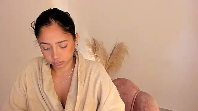 amelie murphy  online show from 03-24-26, 06:30