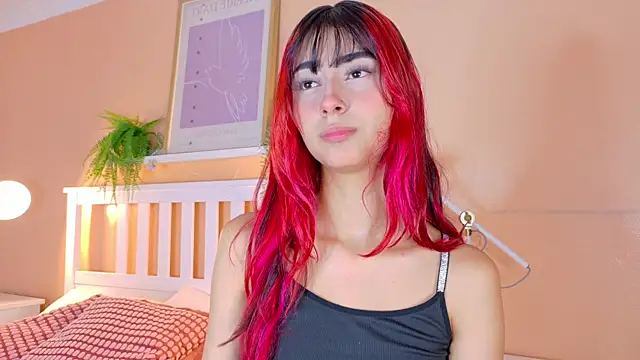 ParisFox  online show from 10-27-25, 07:37