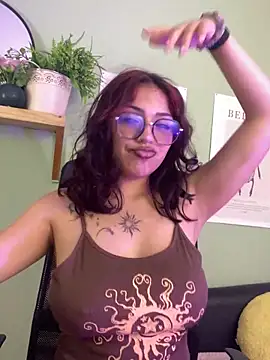 Liittleluaa  online show from 03-01-25, 12:01