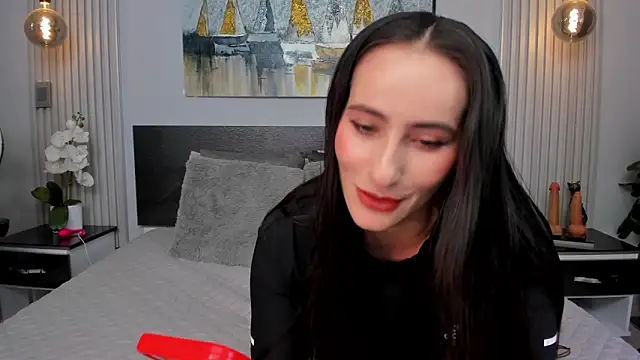 SaraGomez1 online show from 06-13-26, 01:09