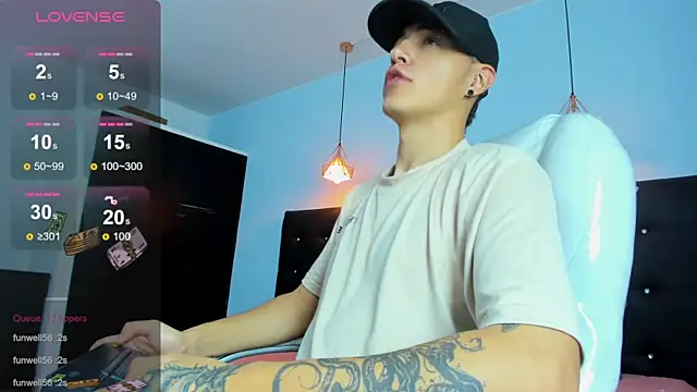 Lobo 17  online show from 11-26-25, 03:39