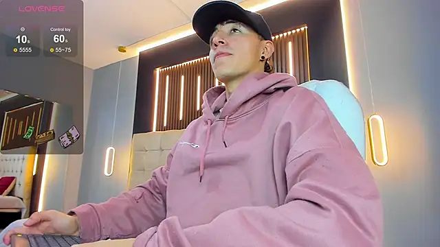 Lobo 17  online show from 03-17-26, 04:10