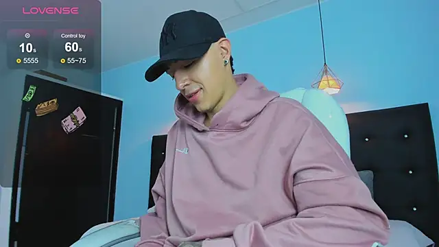 Lobo 17  online show from 11-12-25, 03:54