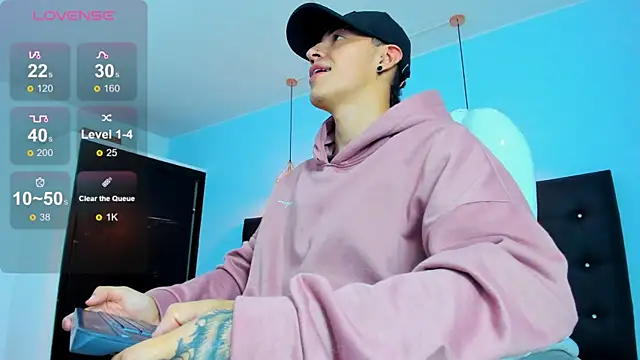 Lobo 17  online show from 11-02-25, 02:49