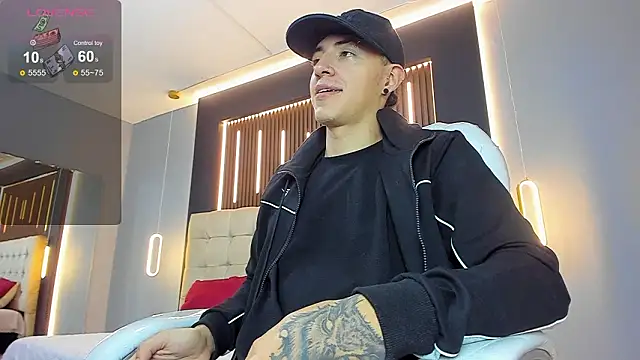 Lobo 17  online show from 03-13-26, 03:44