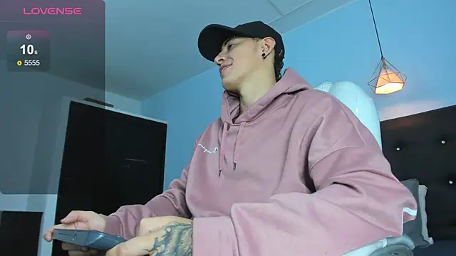 Lobo 17  online show from 12-03-25, 03:40