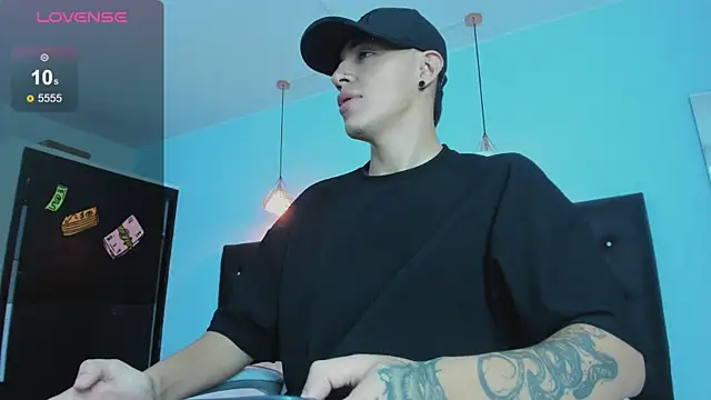 Lobo 17  online show from 11-15-25, 03:43