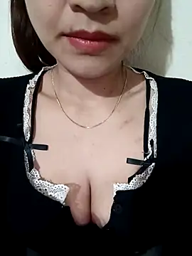 Snapshot of AssAsiancute chatting on 03-18-25, 04:50 AssAsiancute online show from 03-18-25, 04:50